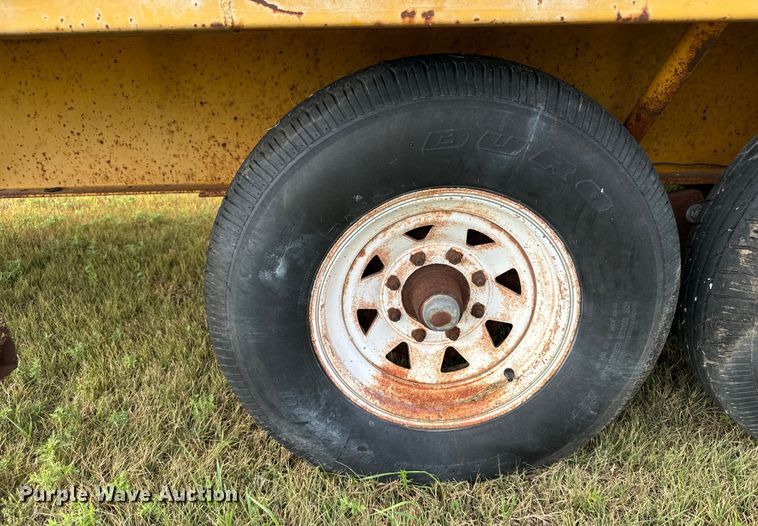 image for item DX3565 1982 Dugan equipment trailer