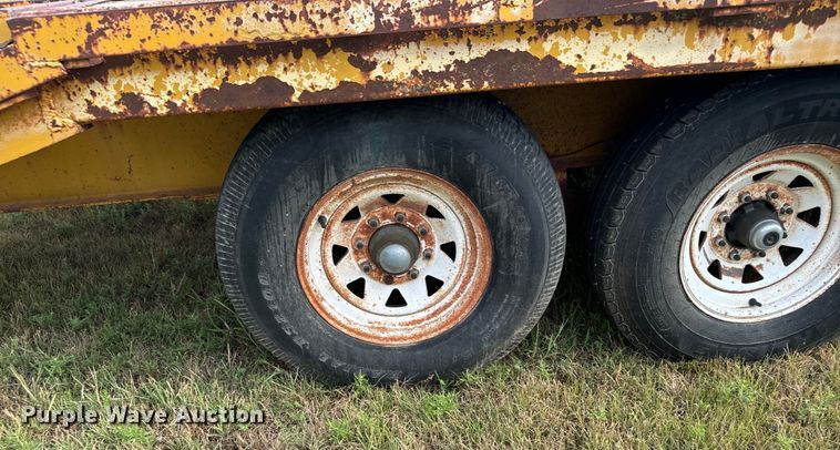 image for item DX3565 1982 Dugan equipment trailer