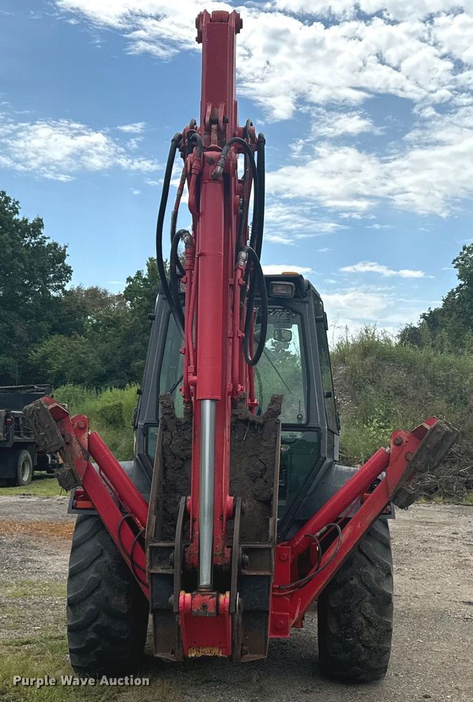 image for item EE7492 1996 Ford 555D backhoe