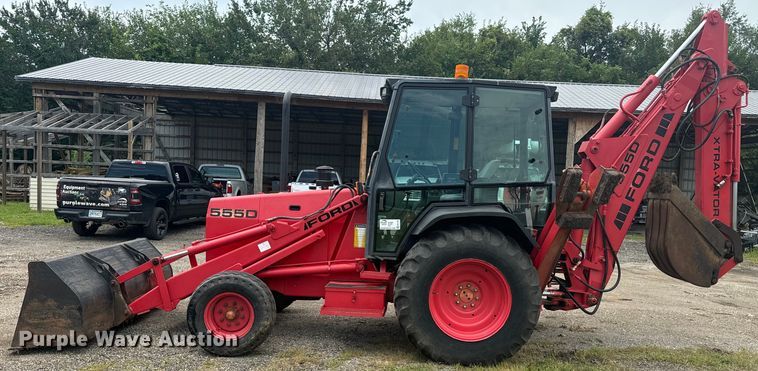 image for item EE7492 1996 Ford 555D backhoe