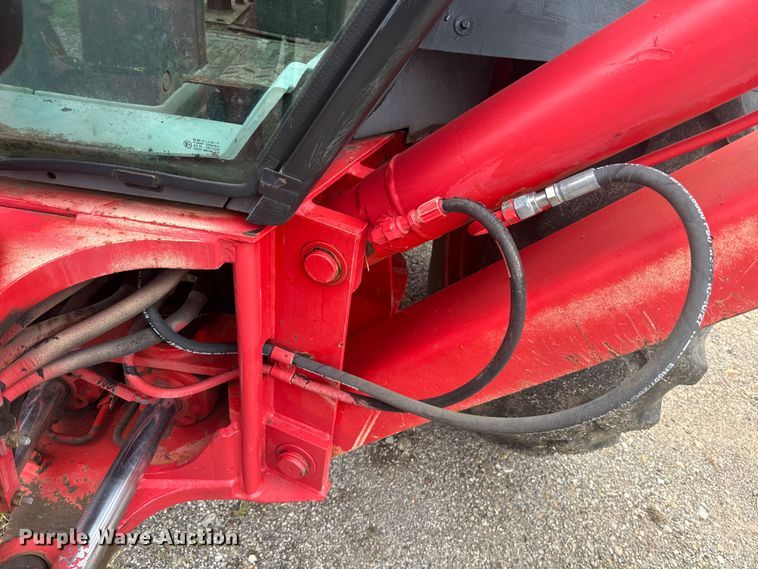 image for item EE7492 1996 Ford 555D backhoe