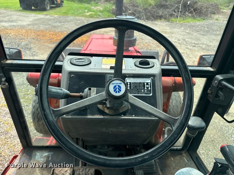 image for item EE7492 1996 Ford 555D backhoe