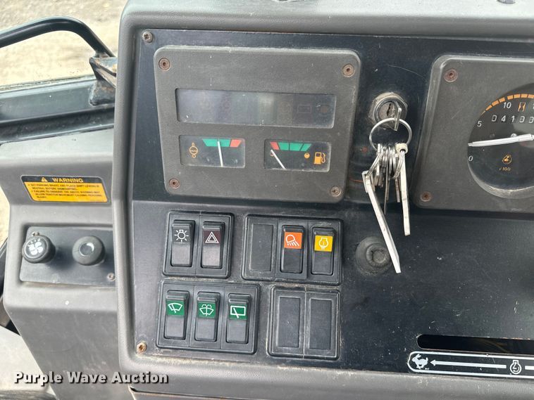 image for item EE7492 1996 Ford 555D backhoe