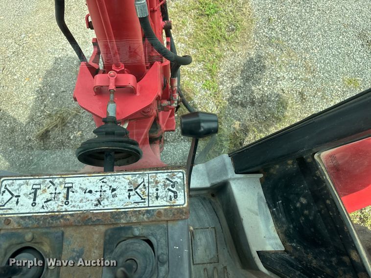 image for item EE7492 1996 Ford 555D backhoe