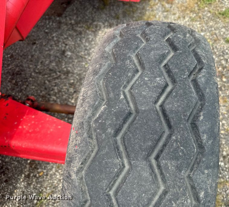 image for item EE7492 1996 Ford 555D backhoe