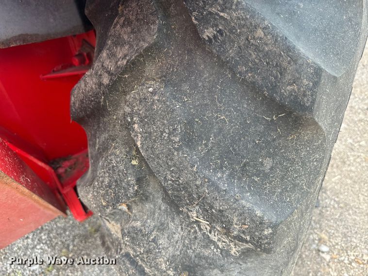 image for item EE7492 1996 Ford 555D backhoe