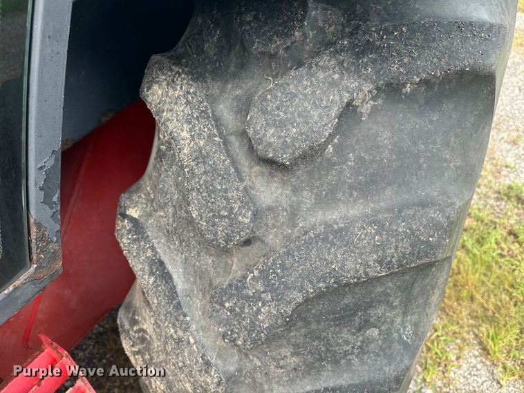 image for item EE7492 1996 Ford 555D backhoe