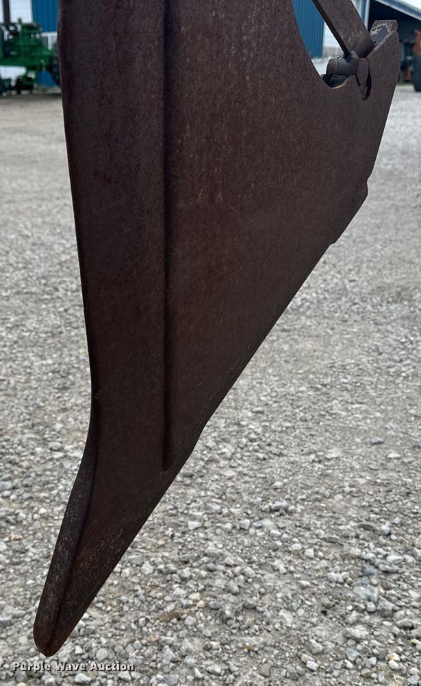 image for item EE7494 2000 Ditch Witch 8020T vibratory cable plow