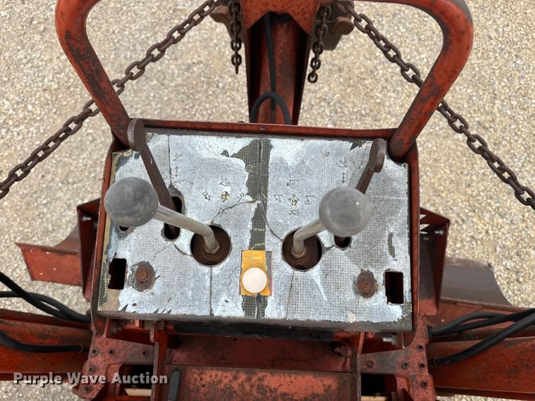 image for item EE7494 2000 Ditch Witch 8020T vibratory cable plow