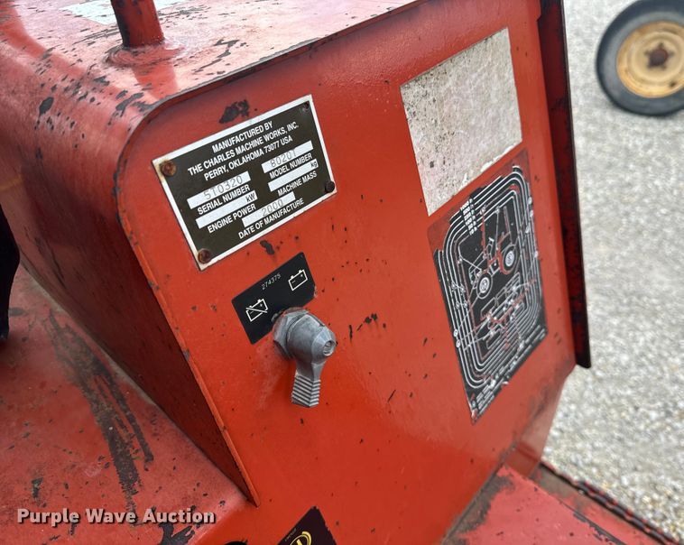 image for item EE7494 2000 Ditch Witch 8020T vibratory cable plow