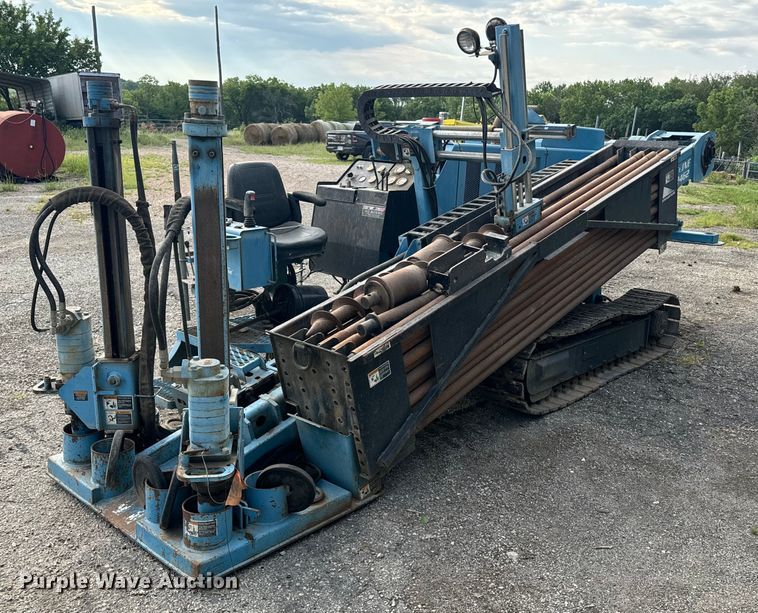 image for item EE7496 Straightline 2462 directional boring unit