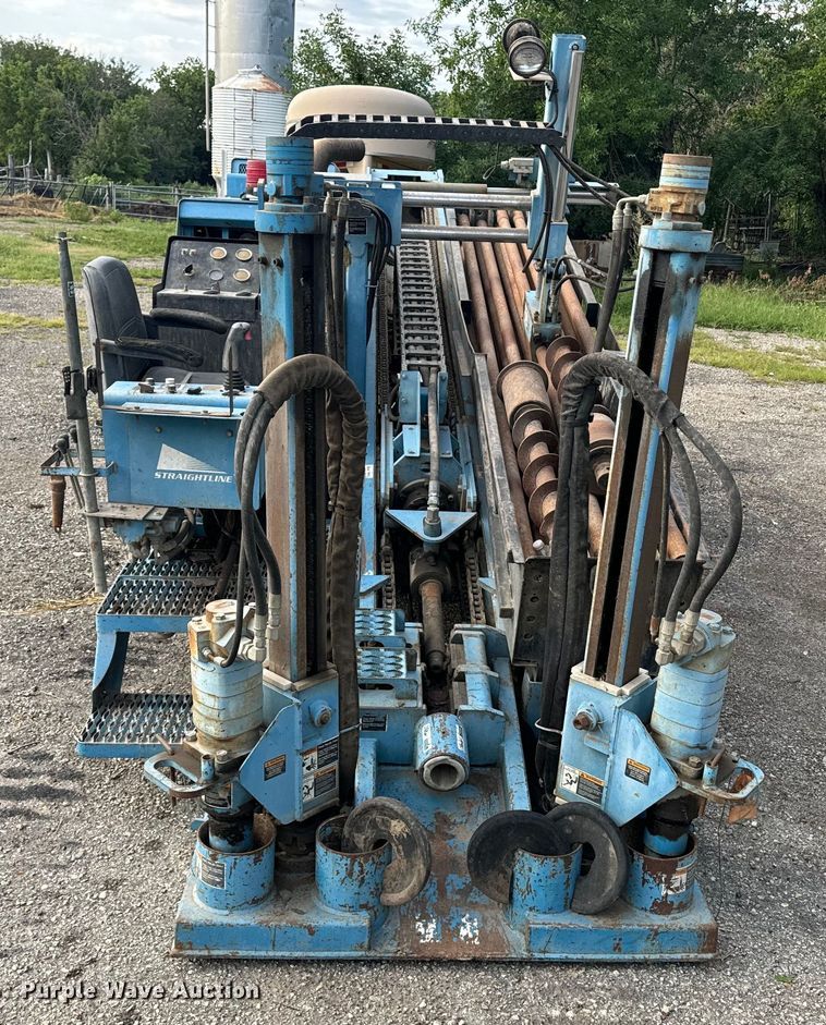 image for item EE7496 Straightline 2462 directional boring unit