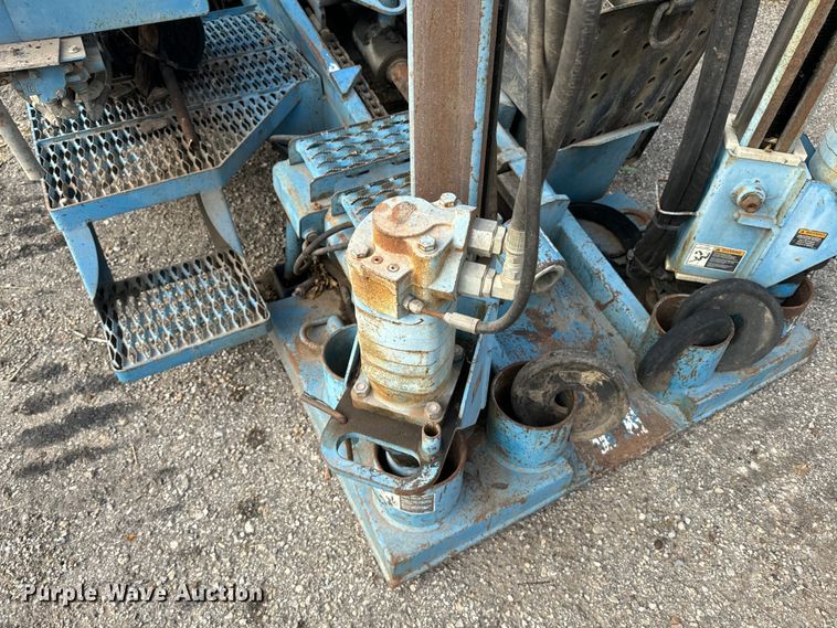 image for item EE7496 Straightline 2462 directional boring unit