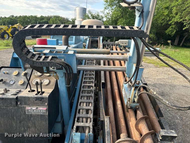 image for item EE7496 Straightline 2462 directional boring unit