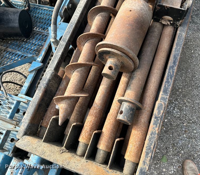 image for item EE7496 Straightline 2462 directional boring unit