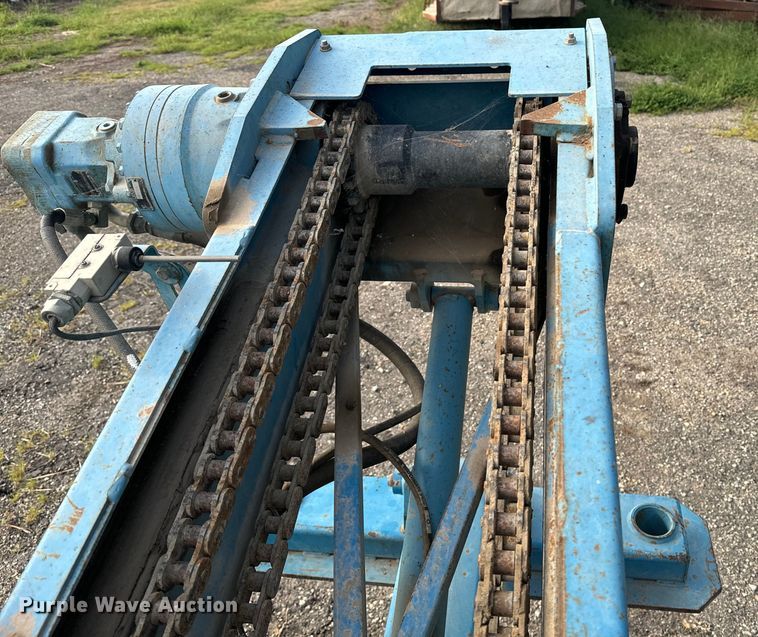 image for item EE7496 Straightline 2462 directional boring unit