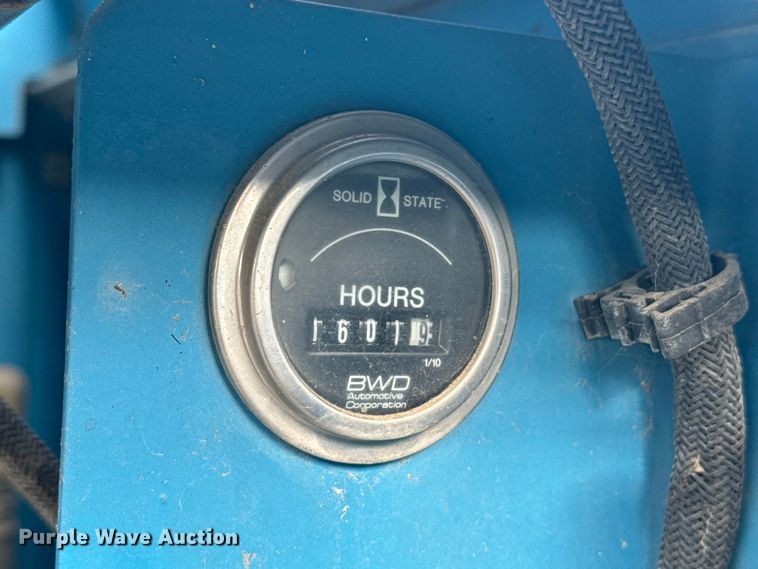 image for item EE7496 Straightline 2462 directional boring unit