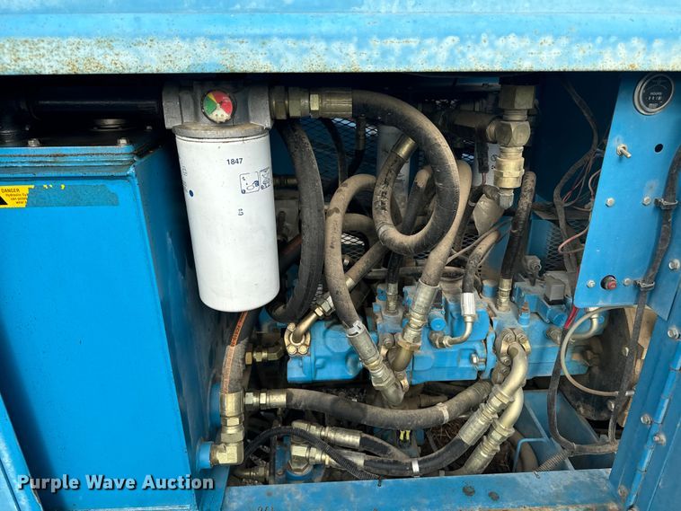 image for item EE7496 Straightline 2462 directional boring unit