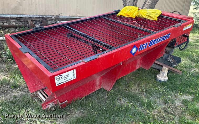 image for item EE7499 Western Icebreaker spreader