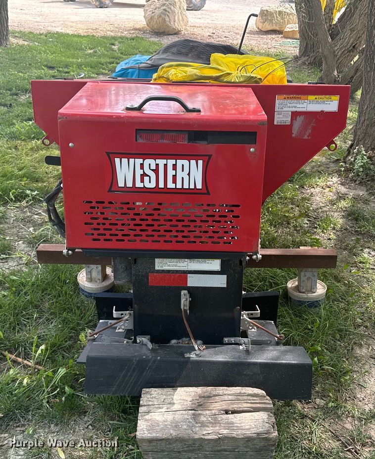 image for item EE7499 Western Icebreaker spreader