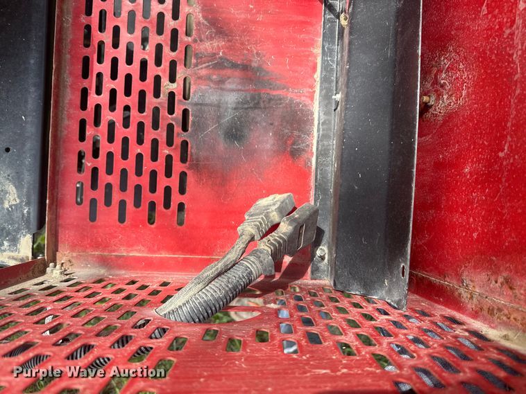 image for item EE7499 Western Icebreaker spreader