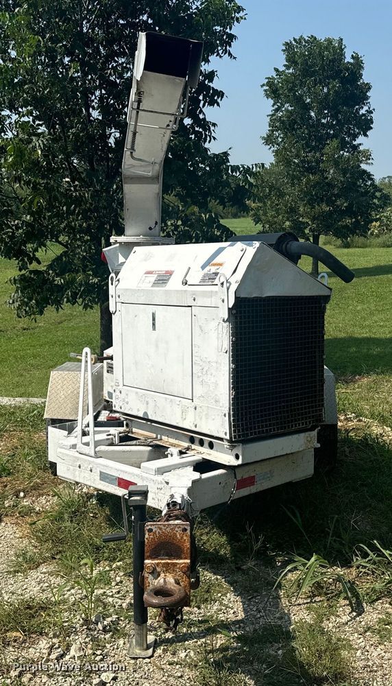 image for item EE7509 2011 Altec DC1317 wood chipper