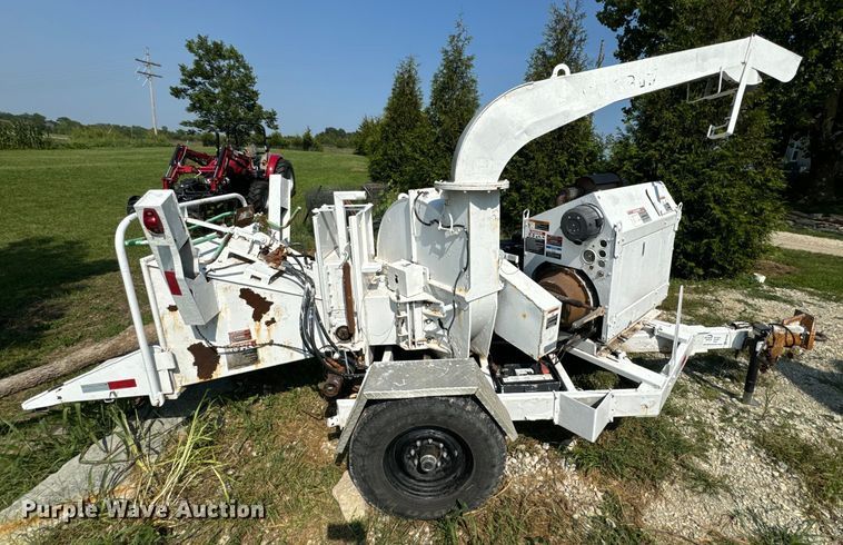image for item EE7509 2011 Altec DC1317 wood chipper