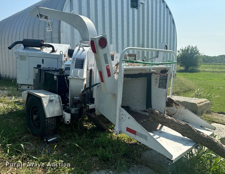image for item EE7509 2011 Altec DC1317 wood chipper