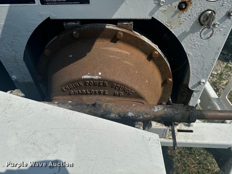 image for item EE7509 2011 Altec DC1317 wood chipper