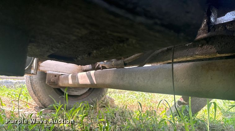 image for item EE7509 2011 Altec DC1317 wood chipper