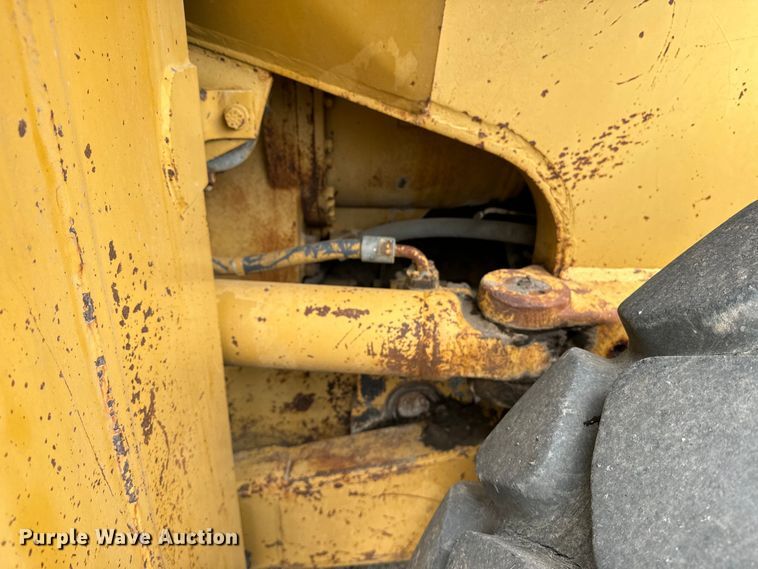 image for item EE7533 1979 Caterpillar 980C wheel loader