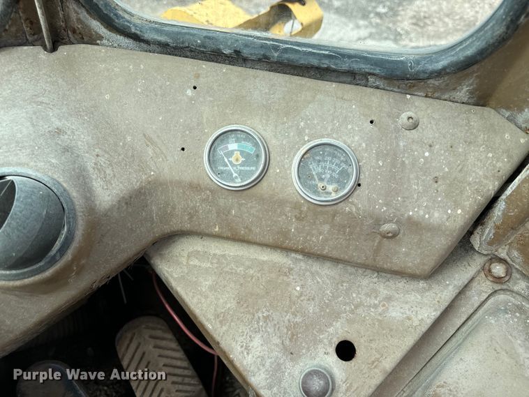 image for item EE7533 1979 Caterpillar 980C wheel loader