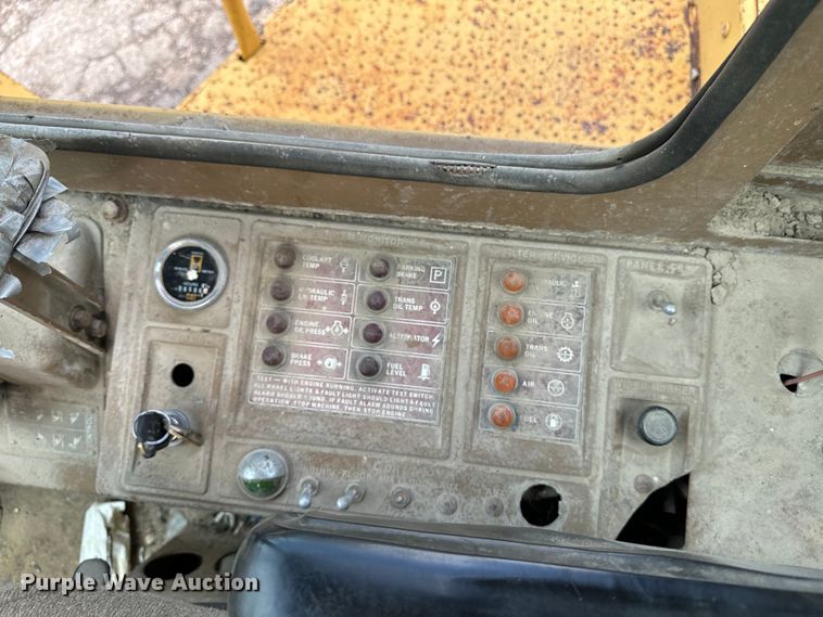 image for item EE7533 1979 Caterpillar 980C wheel loader