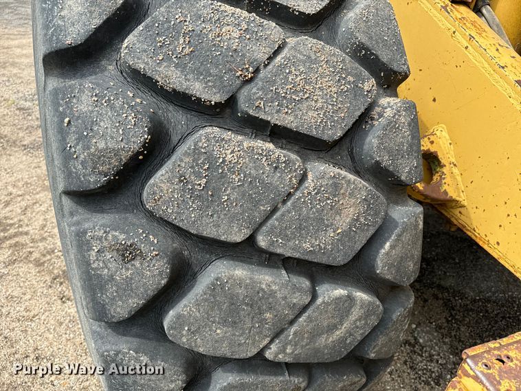 image for item EE7533 1979 Caterpillar 980C wheel loader