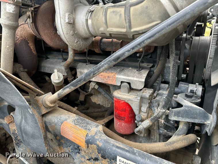 image for item EE7534 2005 Mack CV713 dump truck