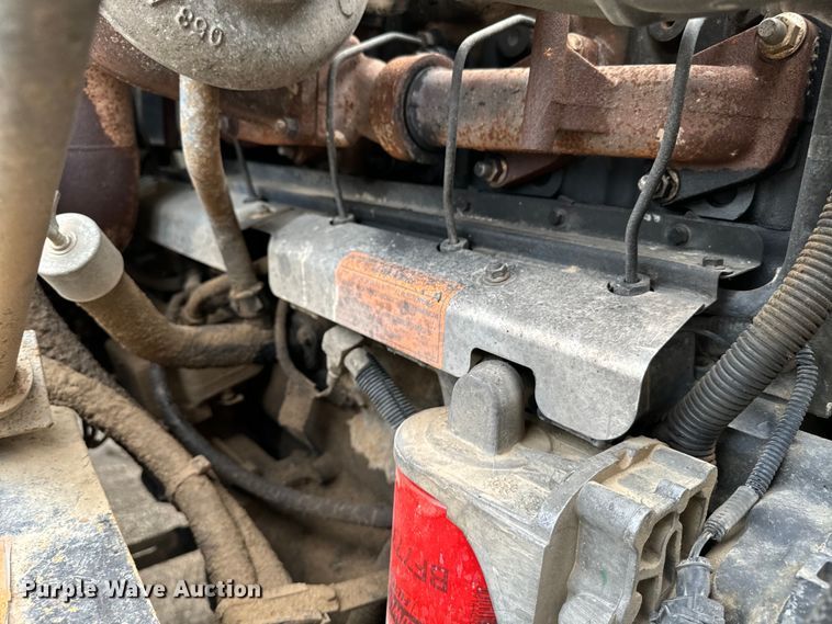 image for item EE7534 2005 Mack CV713 dump truck