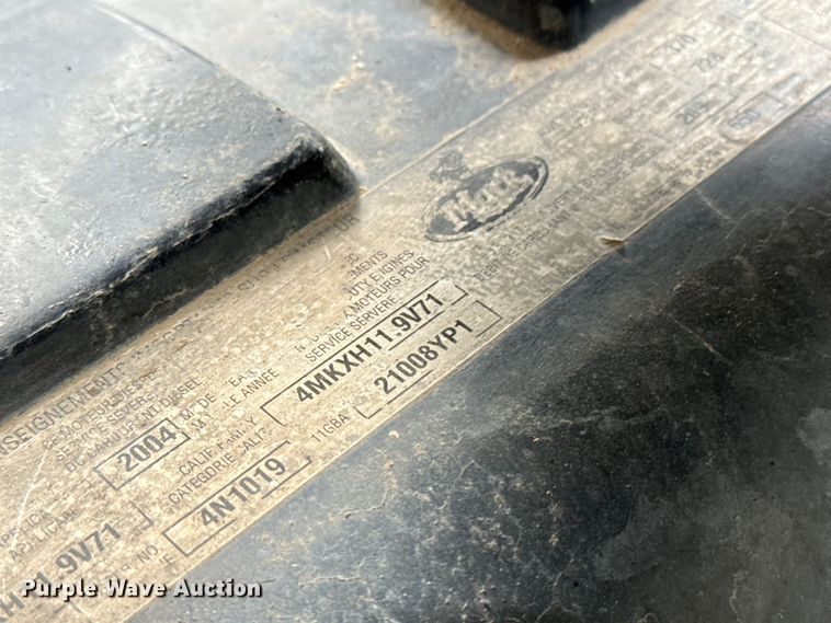 image for item EE7534 2005 Mack CV713 dump truck