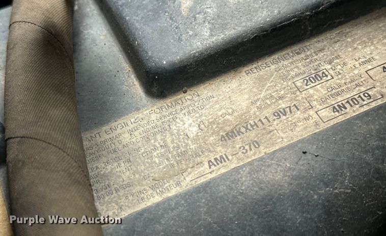 image for item EE7534 2005 Mack CV713 dump truck