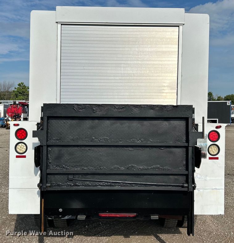 image for item EG0723 2012 Dodge Ram 5500HD utility / service truck