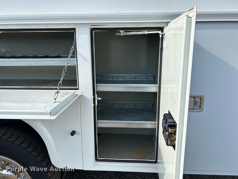 image for item EG0723 2012 Dodge Ram 5500HD utility / service truck