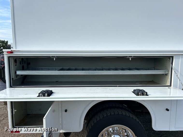 image for item EG0723 2012 Dodge Ram 5500HD utility / service truck