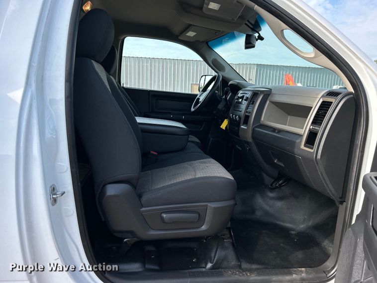 image for item EG0723 2012 Dodge Ram 5500HD utility / service truck