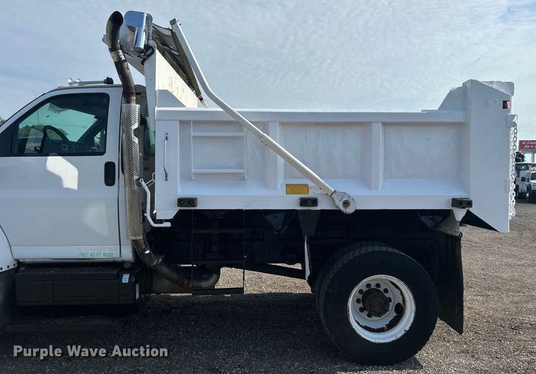 image for item EG0760 2007 GMC C8500 dump truck