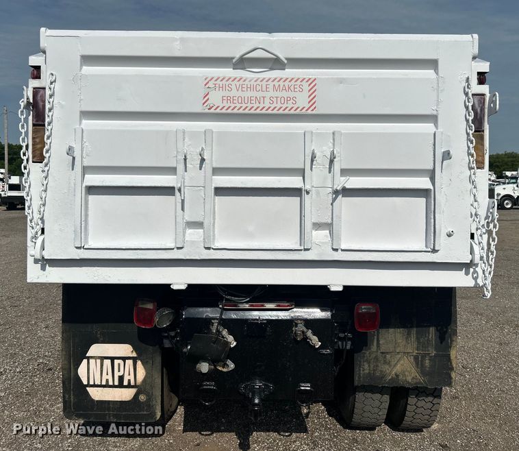 image for item EG0760 2007 GMC C8500 dump truck