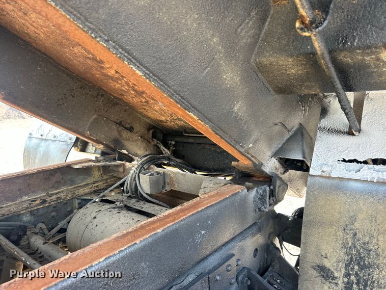 image for item EG0760 2007 GMC C8500 dump truck