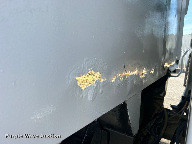 image for item EG0760 2007 GMC C8500 dump truck