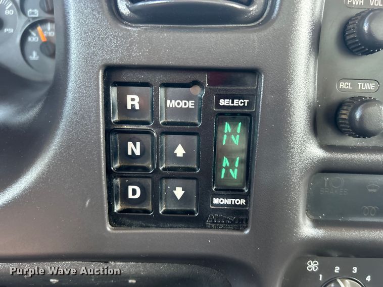 image for item EG0760 2007 GMC C8500 dump truck