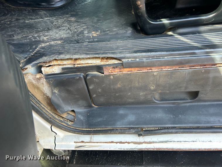 image for item EG0760 2007 GMC C8500 dump truck