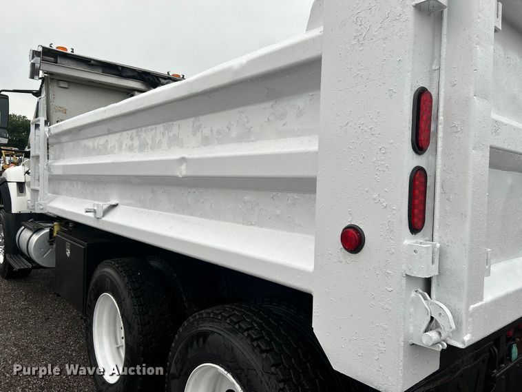 image for item EG0831 2011 International  7600 SBA dump truck