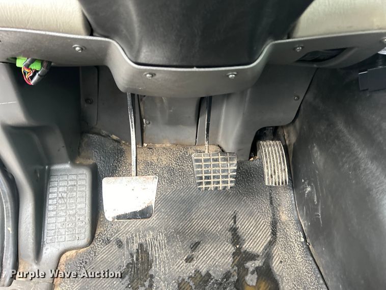 image for item EG0831 2011 International  7600 SBA dump truck